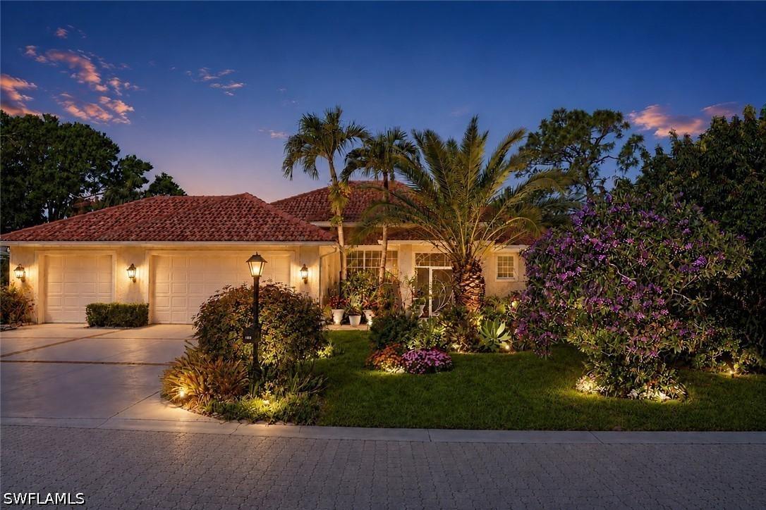 186 Muirfield Cir., Naples, FL 34113