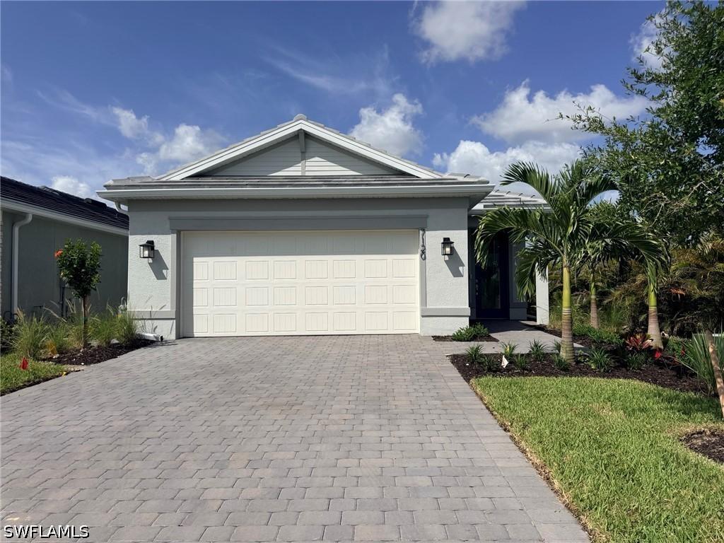 7120 Chapel Creek Ln., North Fort Myers, FL 33917