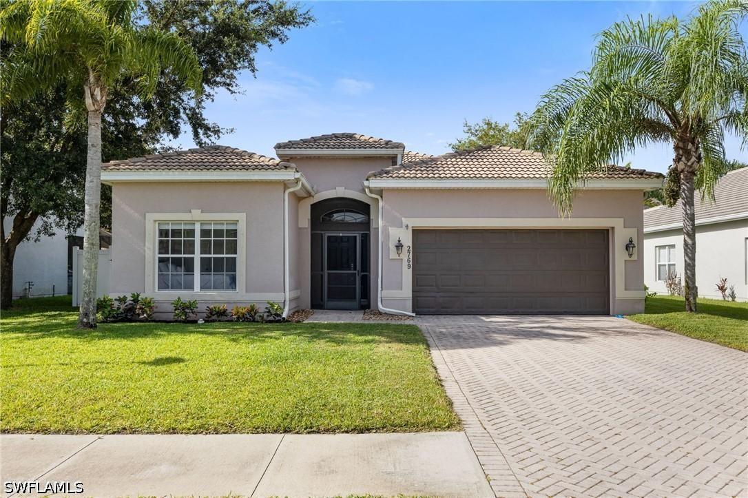 2769 Inlet Cove Ln., Naples, FL 34120