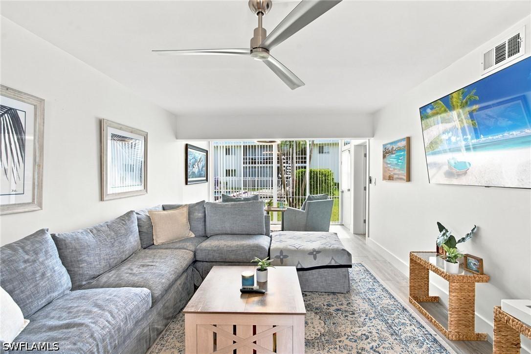 1417 Chesapeake Ave. #106, Naples, FL 34102