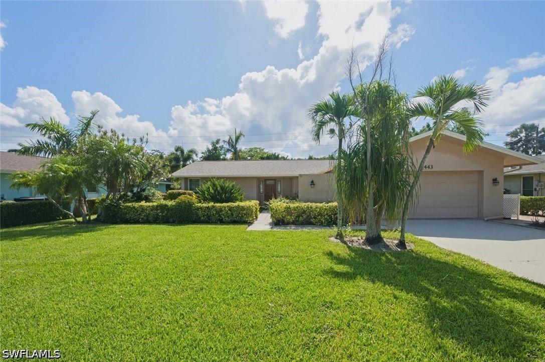 4443 Lakewood Blvd., Naples, FL 34112