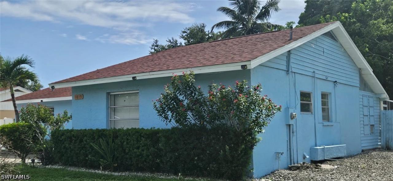 1819 41st Ter., Naples, FL 34116