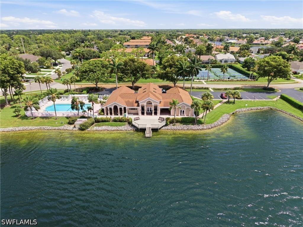 1768 Royal Cir. #1402, Naples, FL 34112