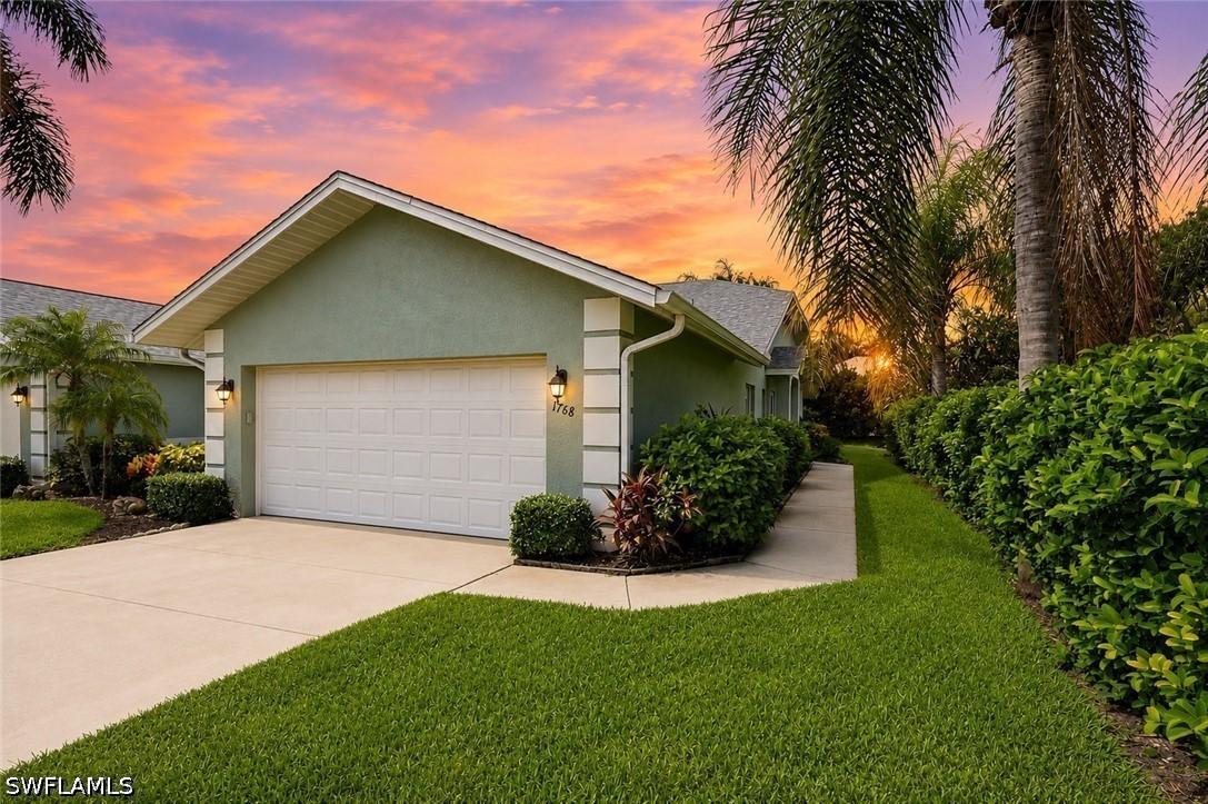 1768 Royal Cir. #1402, Naples, FL 34112