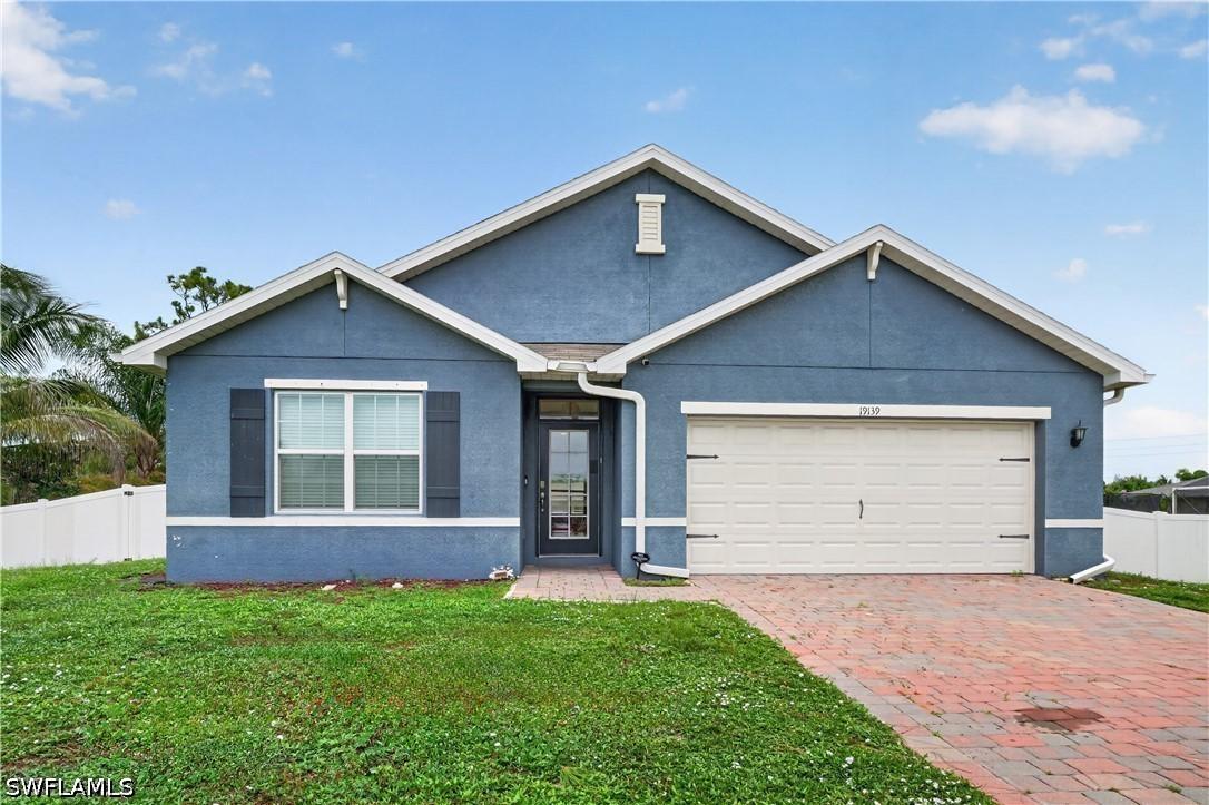 19139 Evergreen Rd., Fort Myers, FL 33967