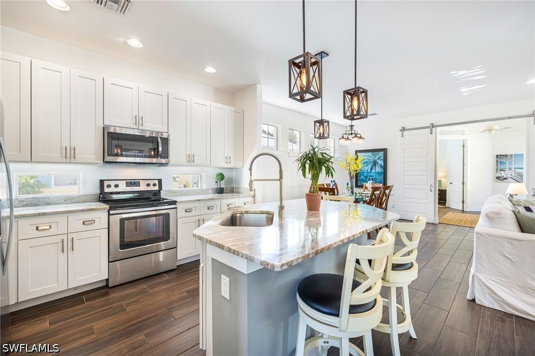 2974 Van Buren Ave., Naples, FL 34112