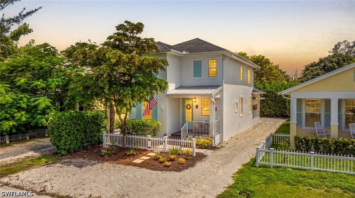 2974 Van Buren Ave., Naples, FL 34112