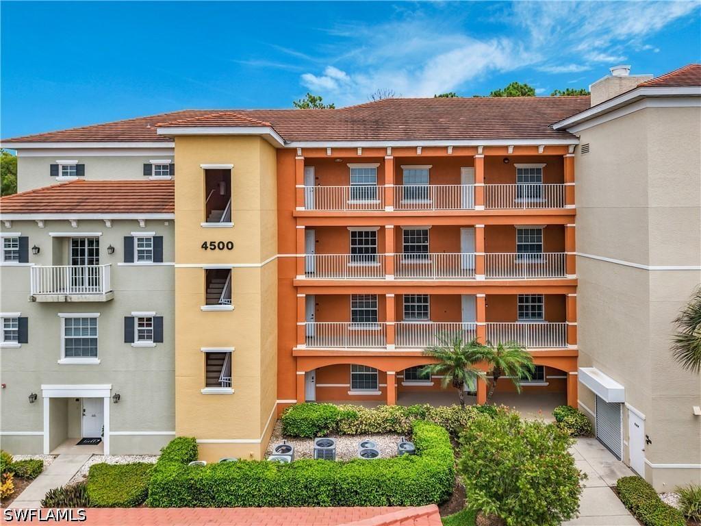4500 Botanical Place Cir. #102, Naples, FL 34112