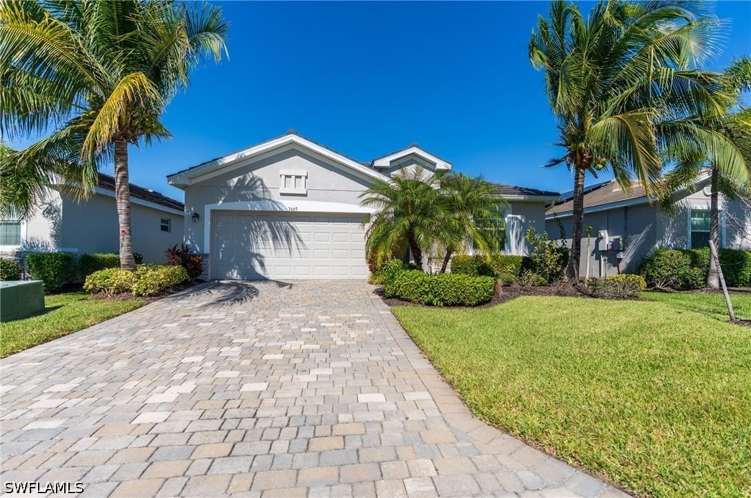 3669 Crimson Ln., Fort Myers, FL 33916