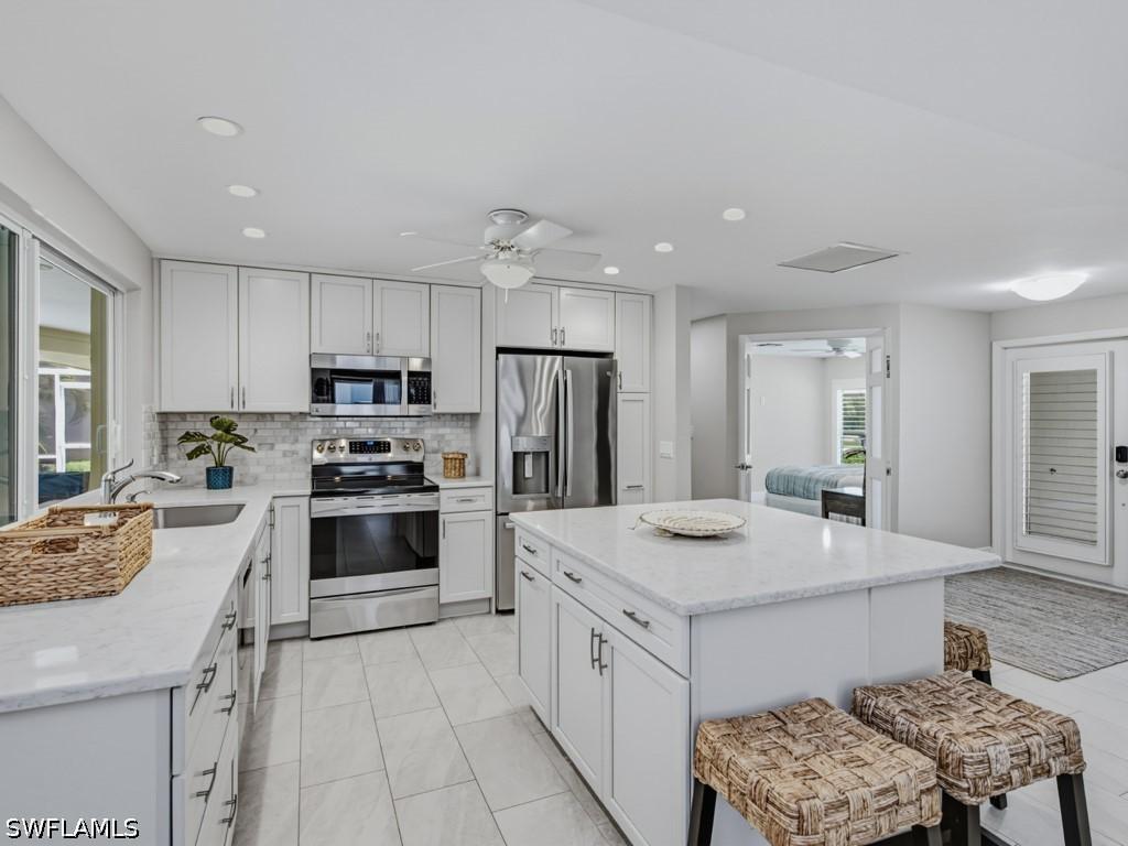 306 Colonial Ave., Marco Island, FL 34145