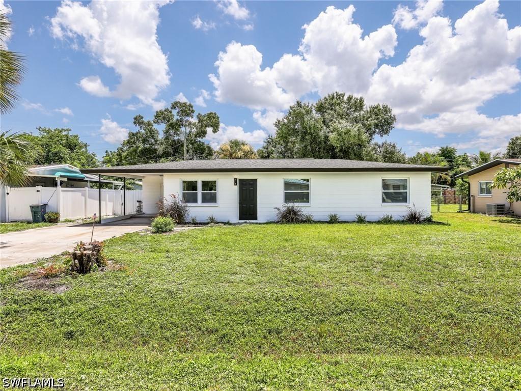1196 Pine Lake Dr., Cape Coral, FL 33909