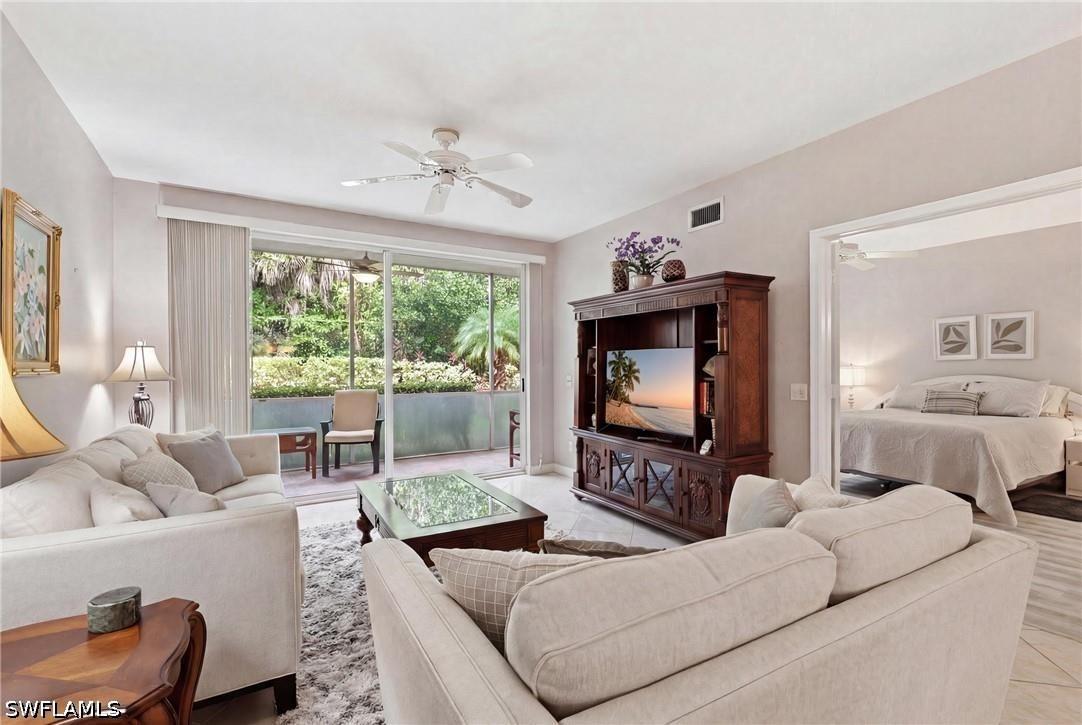 2245 Hidden Lake Dr. #3, Naples, FL 34112