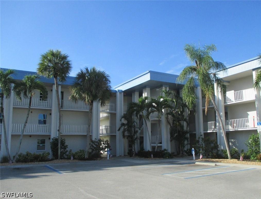 1624 Pine Valley Dr. #217, Fort Myers, FL 33907