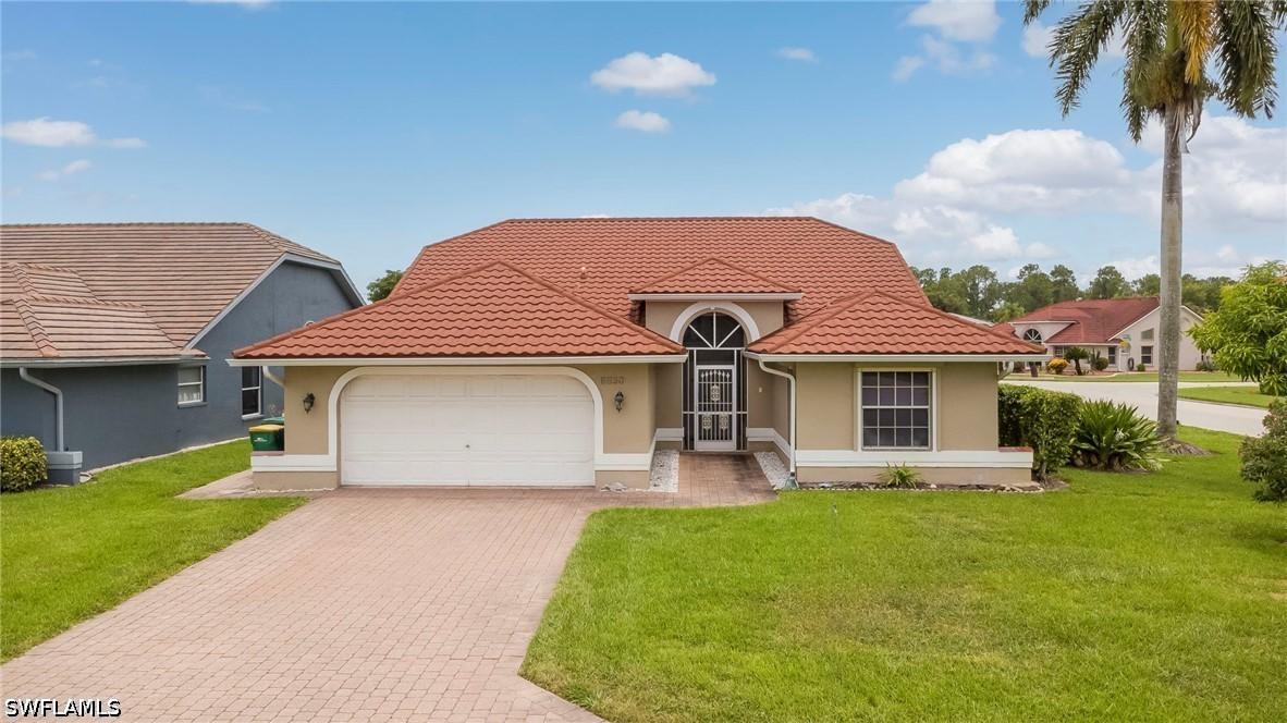 6630 Middlesex Pl., Naples, FL 34104