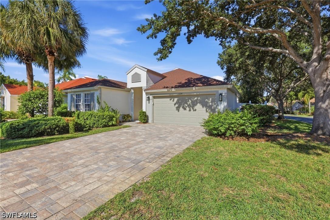 1134 Silverstrand Dr., Naples, FL 34110