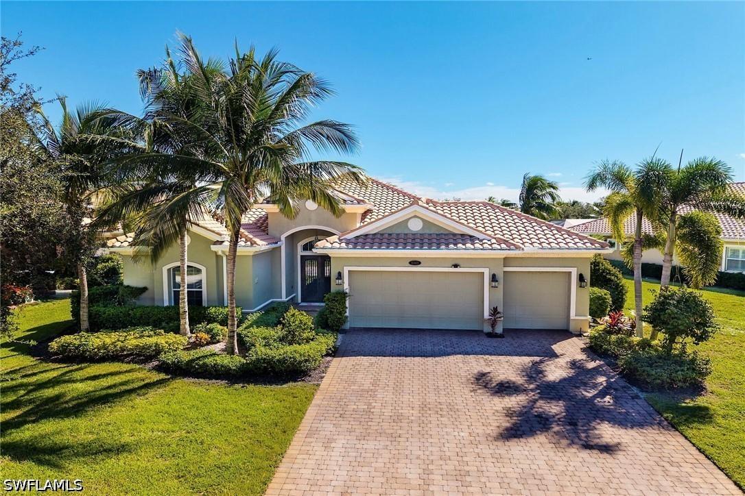 9369 Campanile Cir., Naples, FL 34114