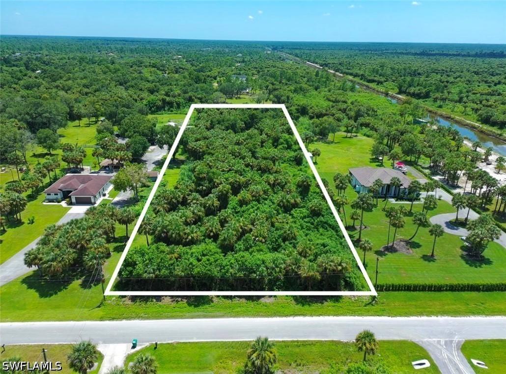 28th Ave., Naples, FL 34117