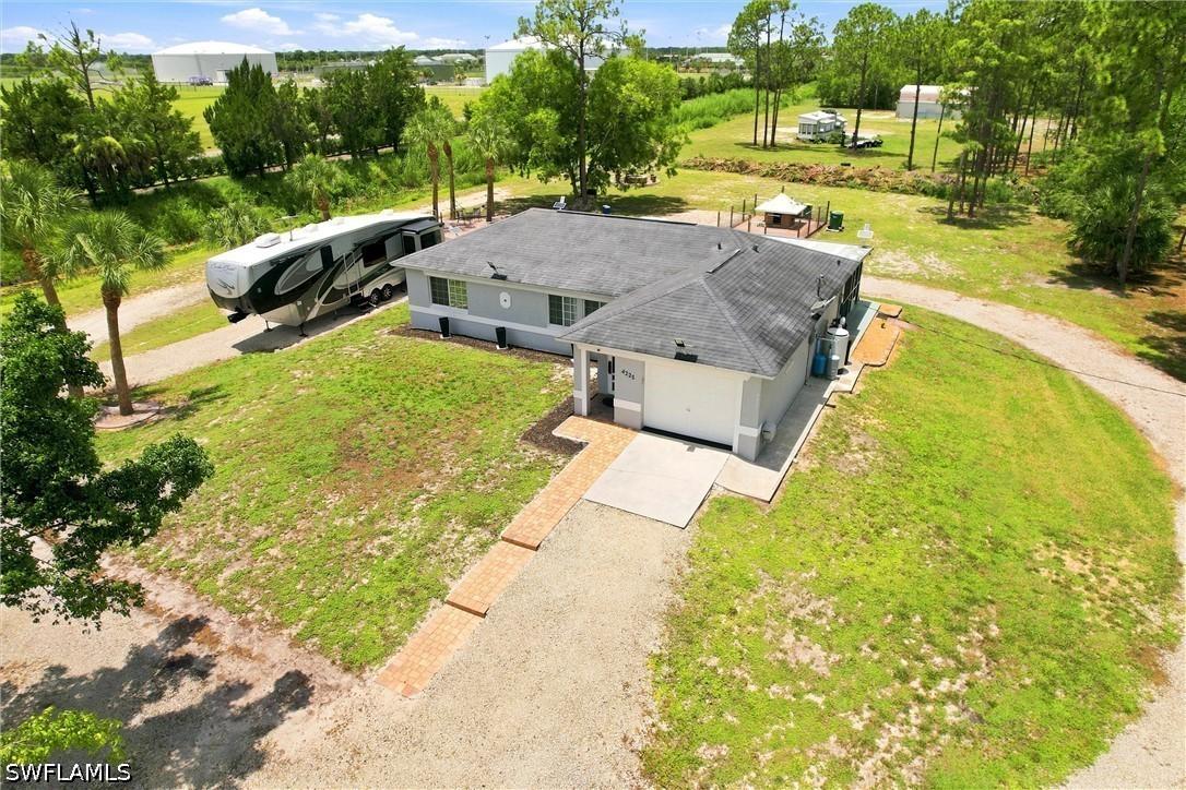 4225 16th St., Naples, FL 34120