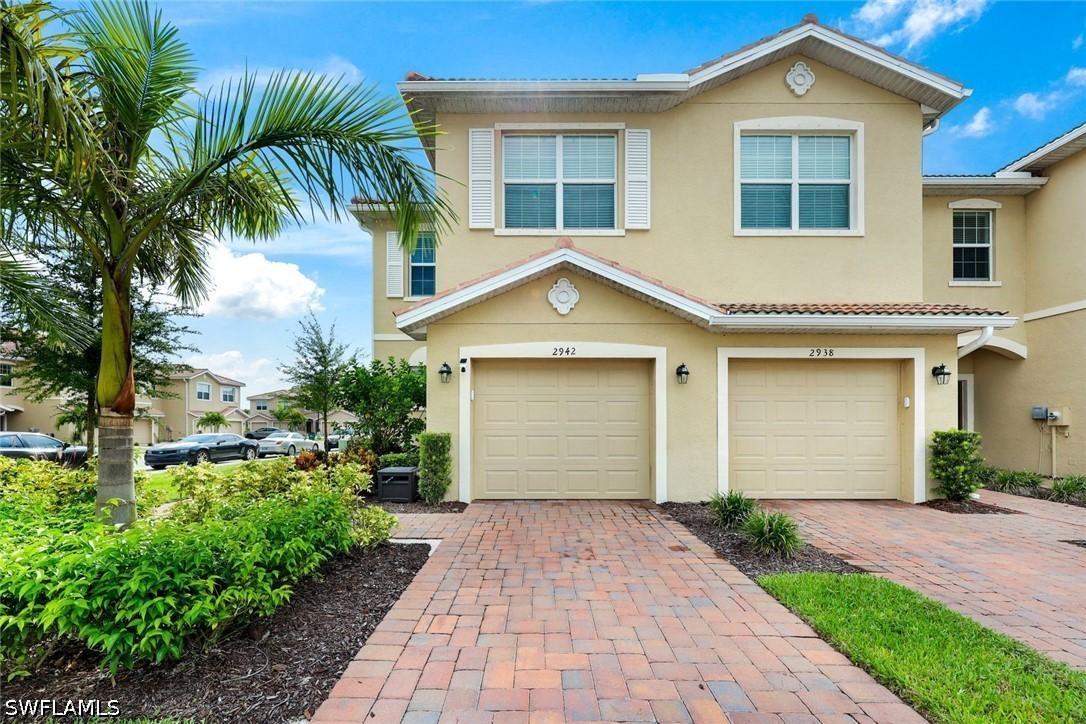 2942 Citrus St., Naples, FL 34120
