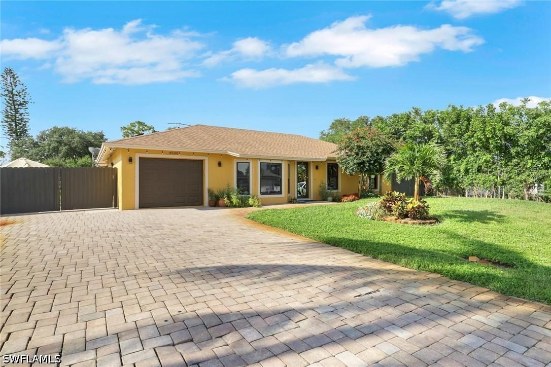 4500 28th Ave., Naples, FL 34116