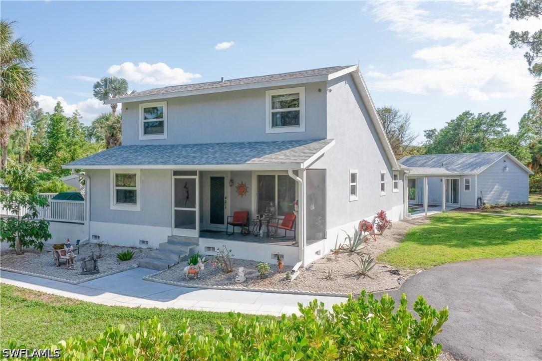 260 8th St., Naples, FL 34120