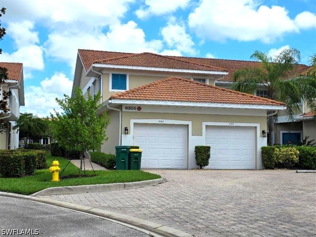 6355 Lexington Ct. #201, Naples, FL 34110