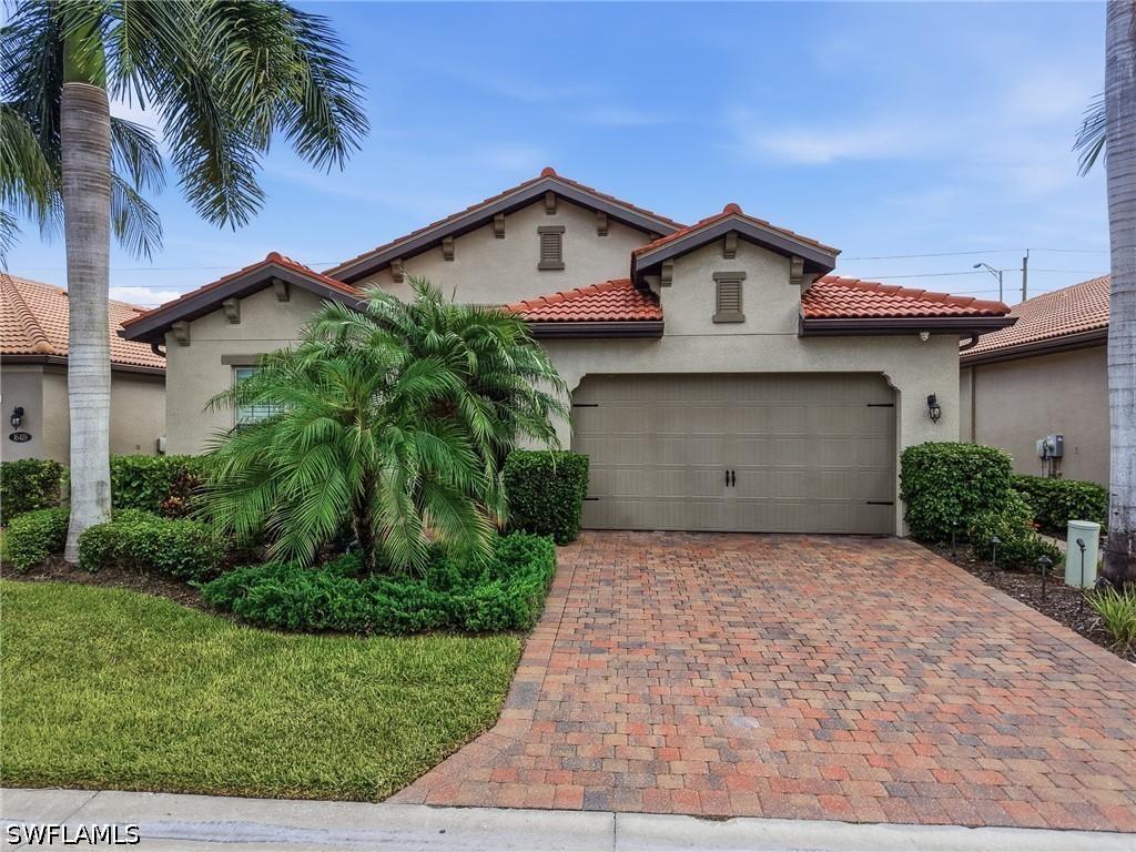 16423 Barclay Ct., Naples, FL 34110