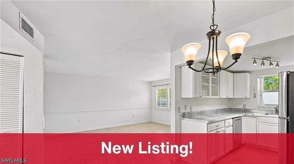 4290 Gulfstream Dr. #5, Naples, FL 34112