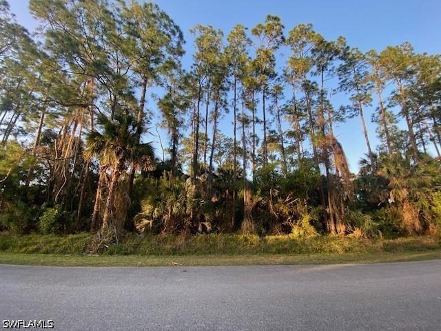 14 Ave., Naples, FL 34117