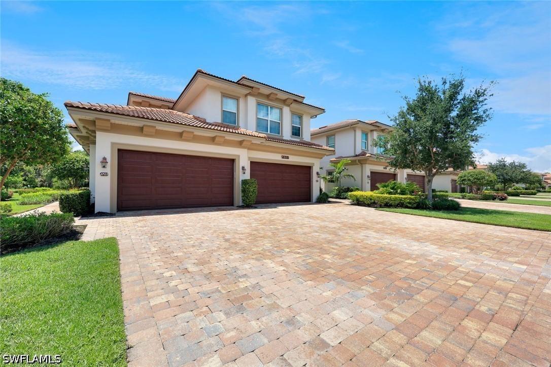 7801 Hawthorne Dr. #2701, Naples, FL 34113