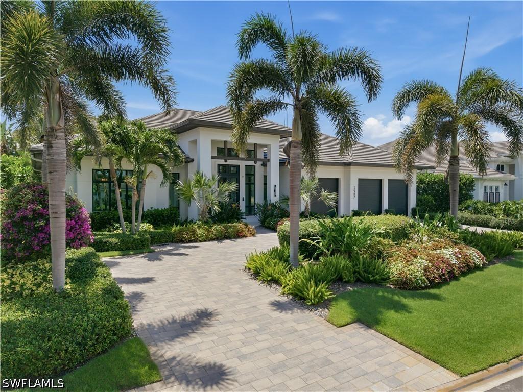 2987 Regatta Rd., Naples, FL 34103