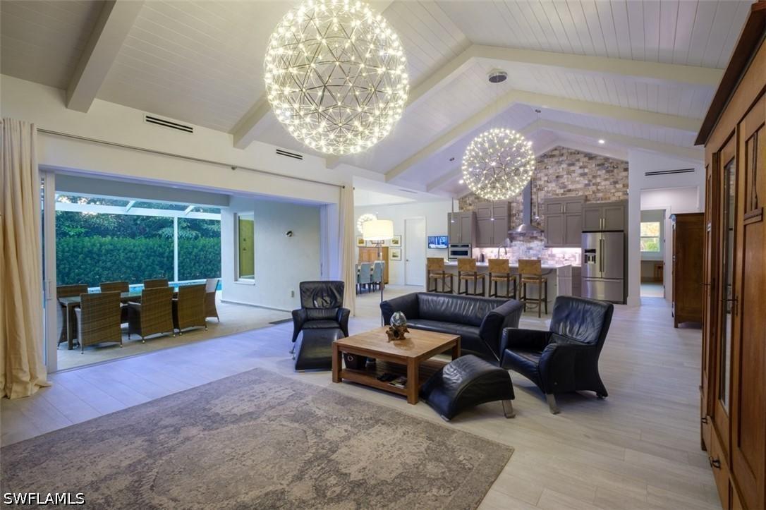 4 Willoughby Dr., Naples, FL 34110