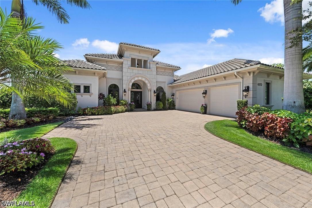 6372 Burnham Rd., Naples, FL 34119