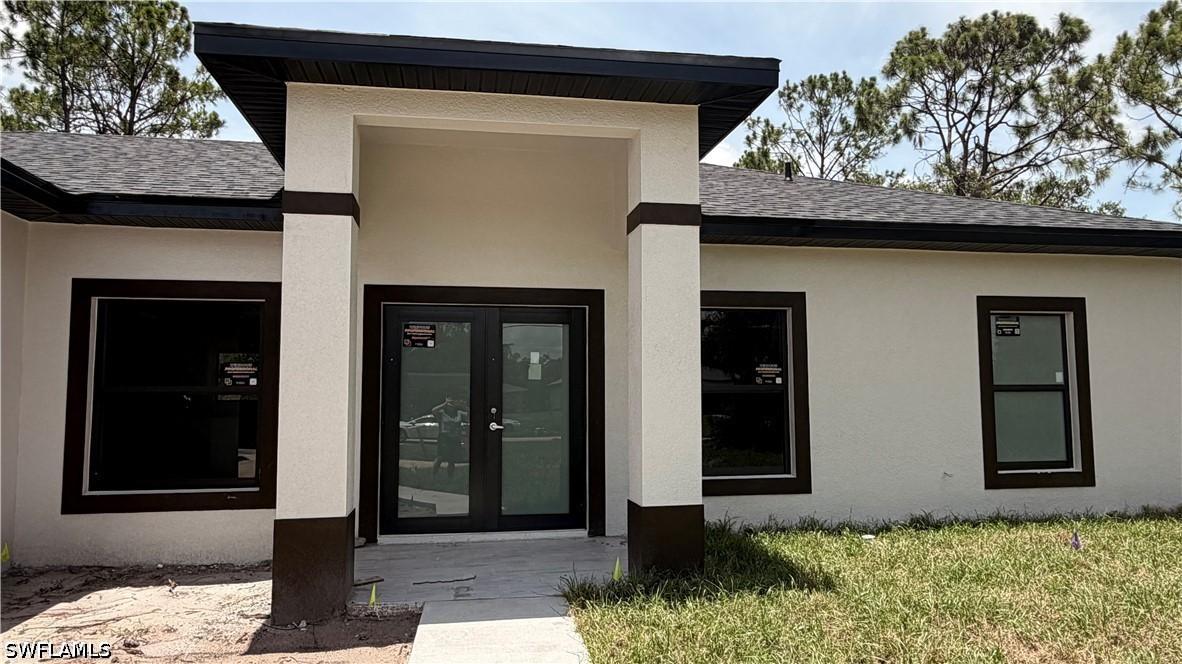 5233 NE 44 St., Naples, FL 34120