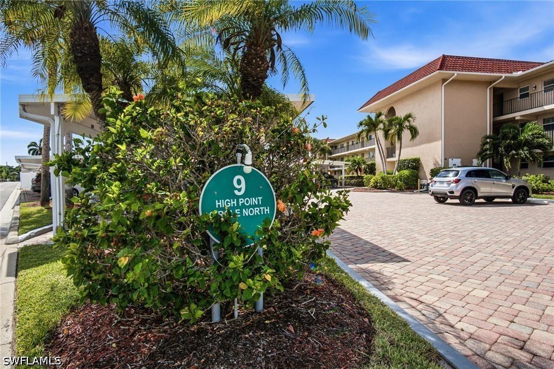 9 High Point Cir. #108, Naples, FL 34103