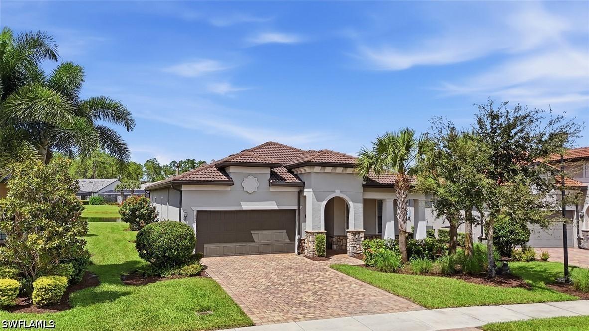 8877 Horned Lark Dr., Naples, FL 34120