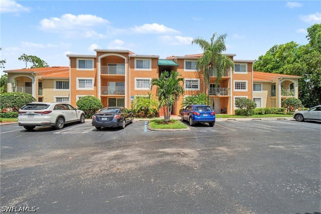 1280 Wildwood Lakes Blvd. #106, Naples, FL 34104