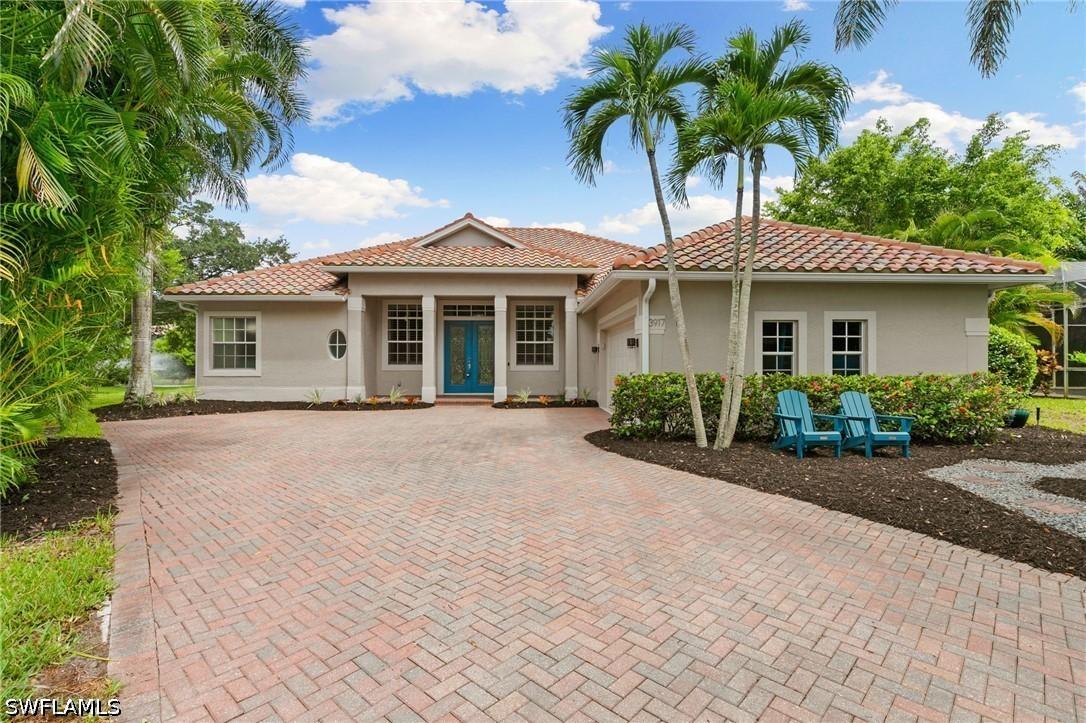 3917 Fabienne Ct., Naples, FL 34109