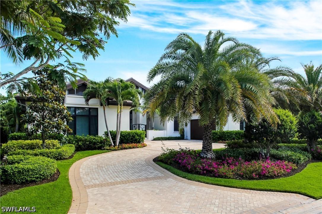595 Regatta Rd., Naples, FL 34103