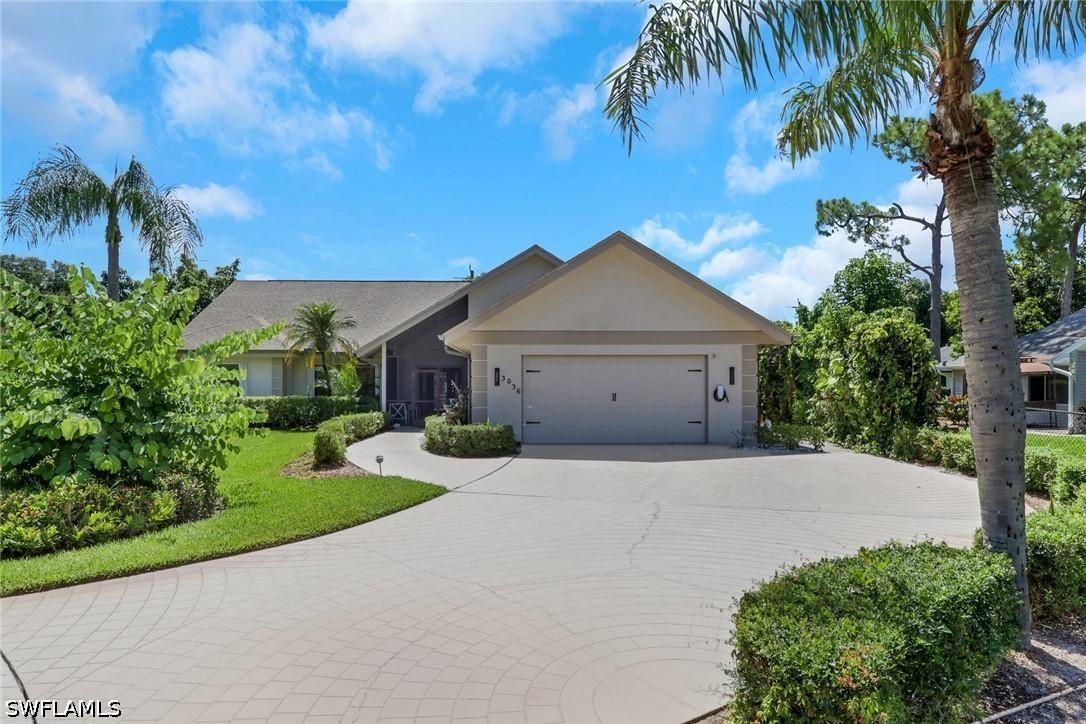 3036 Round Table Ln., Naples, FL 34112
