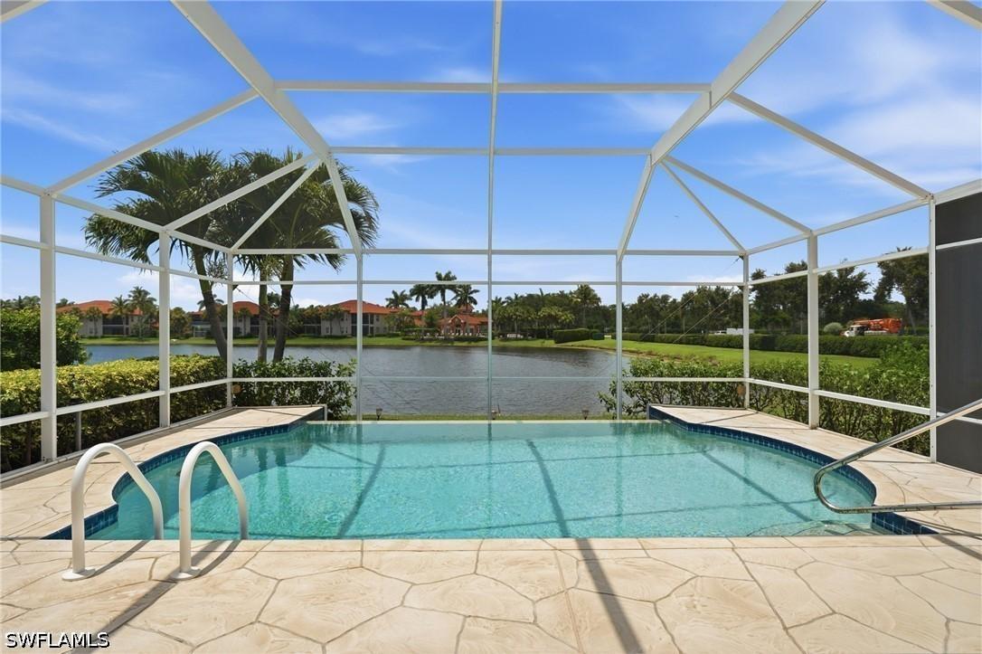 6513 Castlelawn Pl., Naples, FL 34113