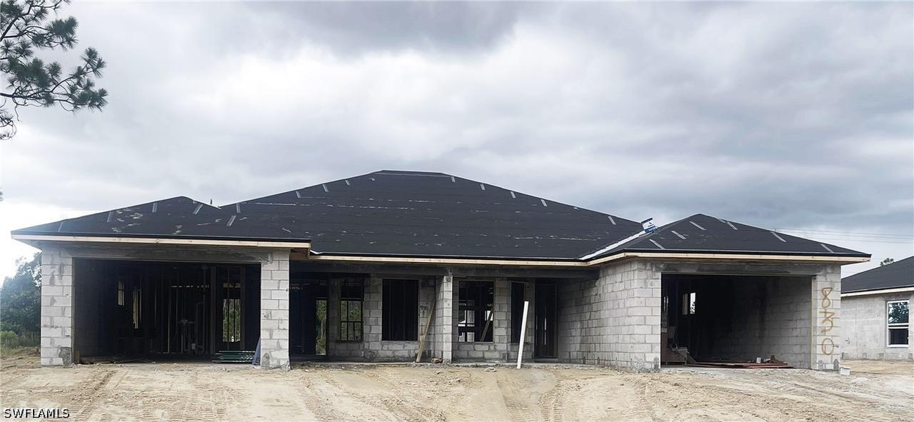 832 Burns Ave., Lehigh Acres, FL 33974