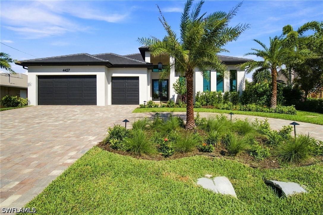 4427 Pelican Blvd., Cape Coral, FL 33914