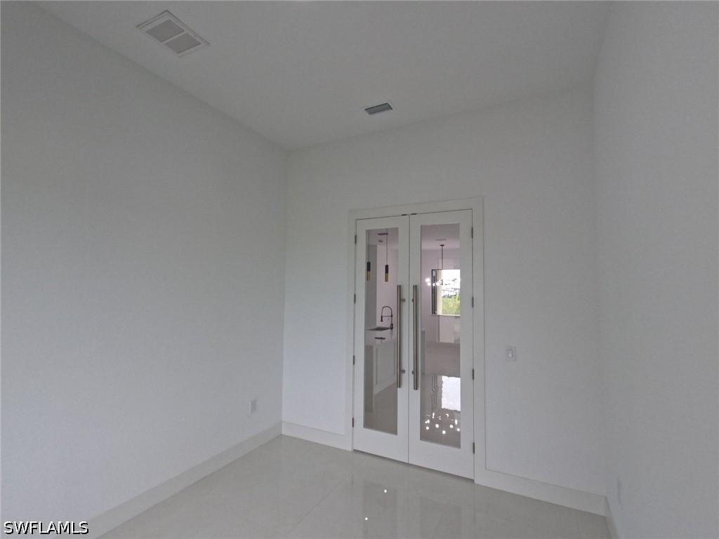 2423 NW 6th St., Cape Coral, FL 33993
