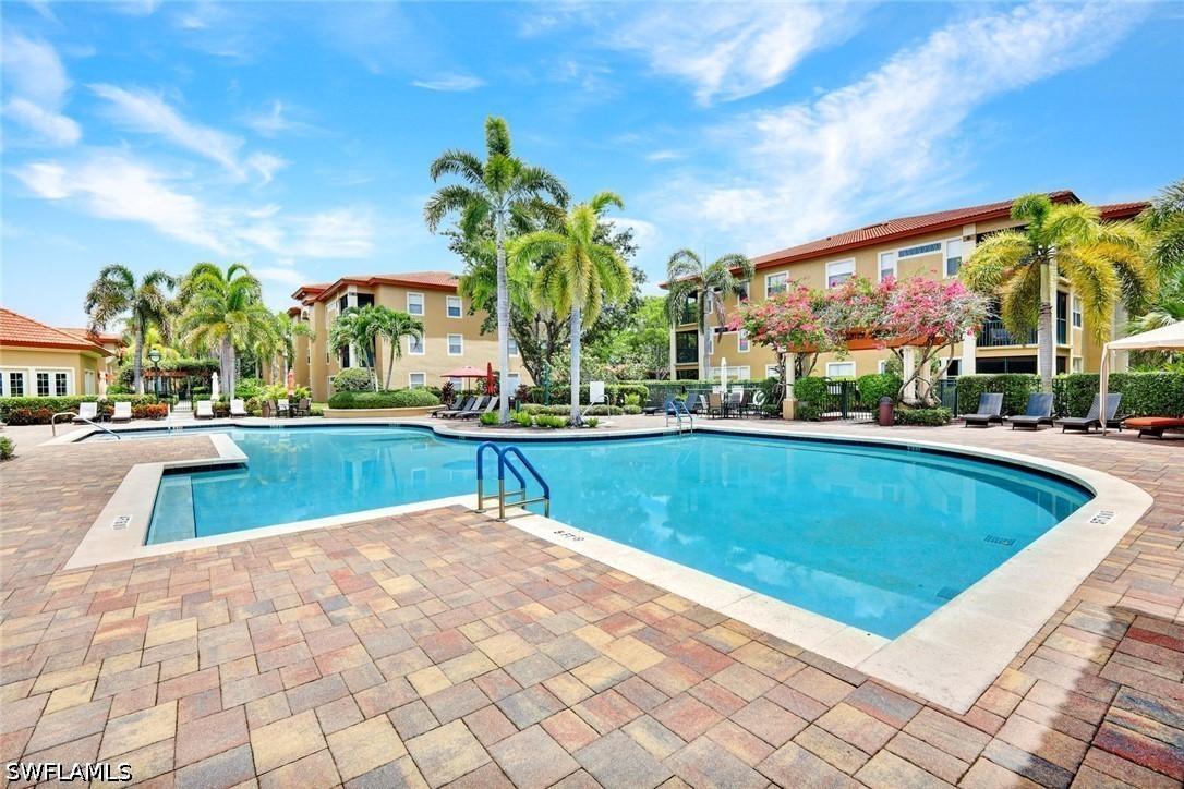 8880 Colonnades Ct. #427, Bonita Springs, FL 34135