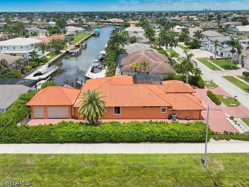 10 Anchor Ct., Marco Island, FL 34145