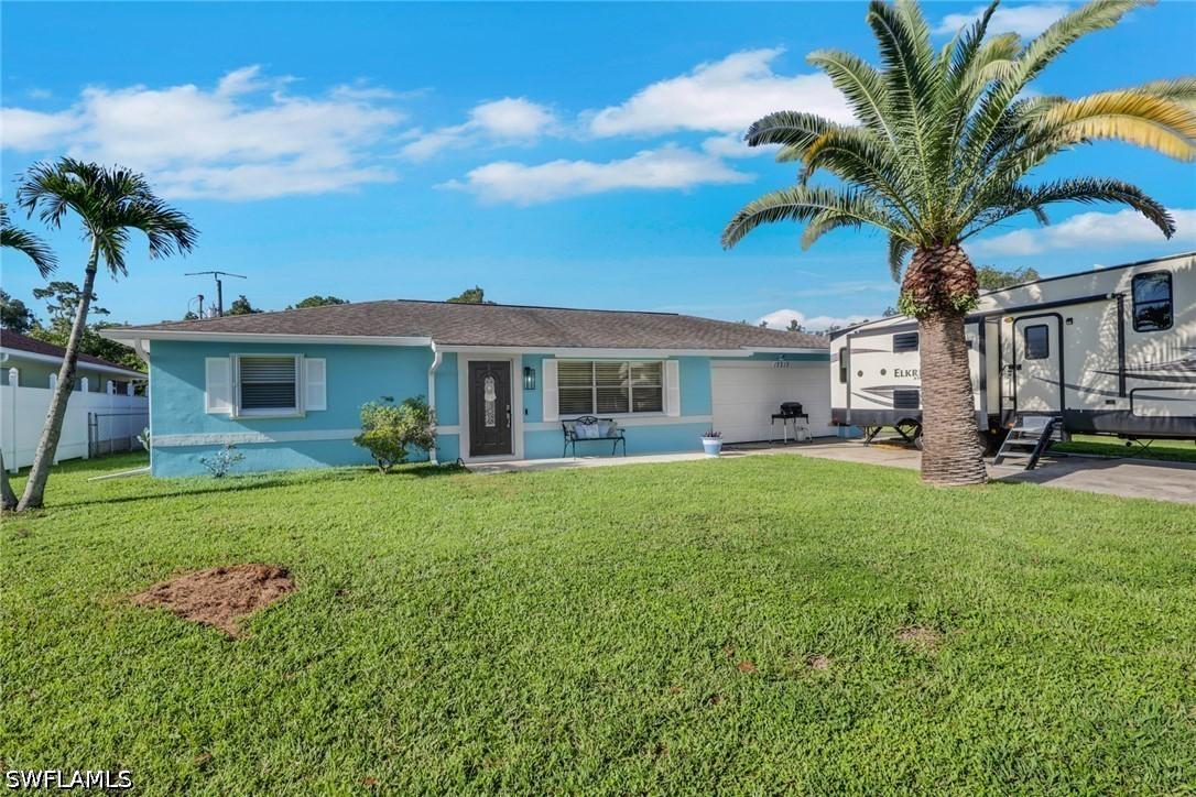 12213 De Moya Dr., Fort Myers, FL 33905