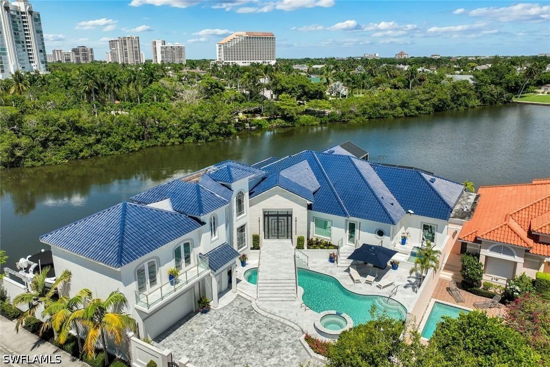 4900 Gulf Shore Blvd., Naples, FL 34103