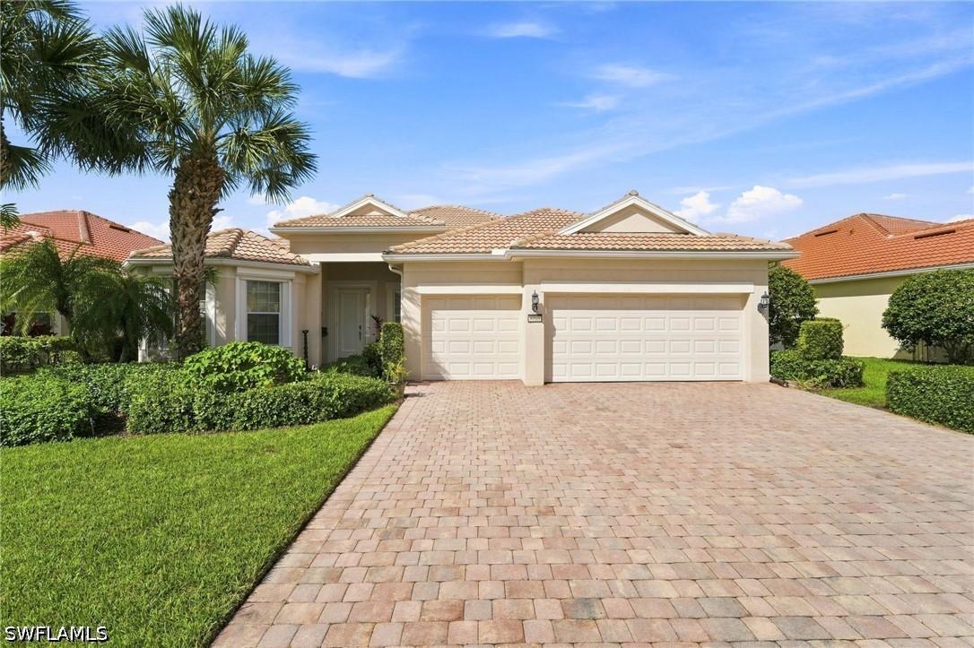 8910 Verducci Ct., Naples, FL 34114