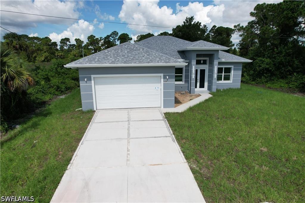 518 Herrin Ave., Lehigh Acres, FL 33974